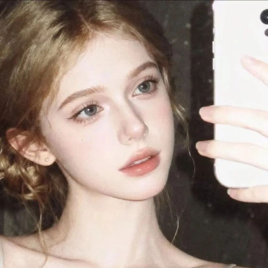 图片[57]-𝙒𝙚𝘾𝙝𝙖𝙩 | 女生头像100张【可直接保存】-优美阁