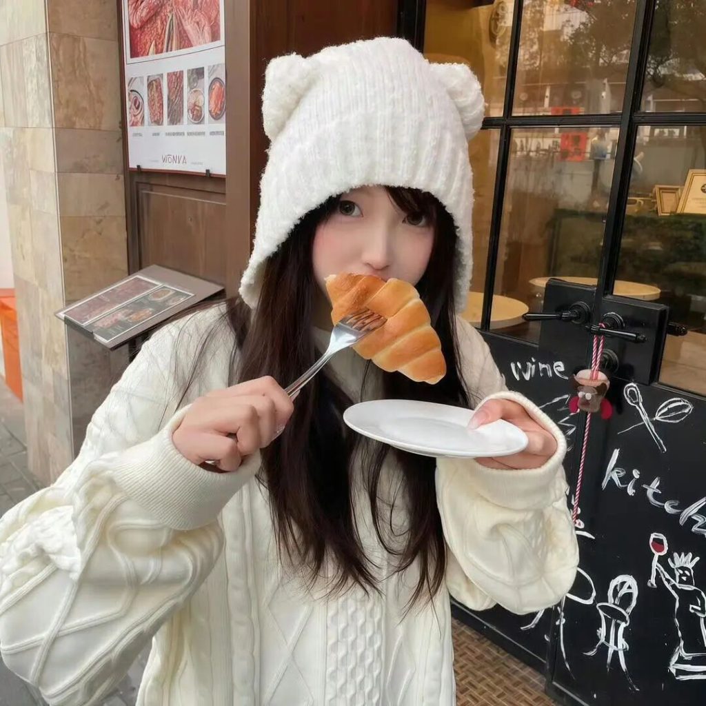 图片[35]-𝙒𝙚𝘾𝙝𝙖𝙩 | 女生头像100张【可直接保存】-优美阁