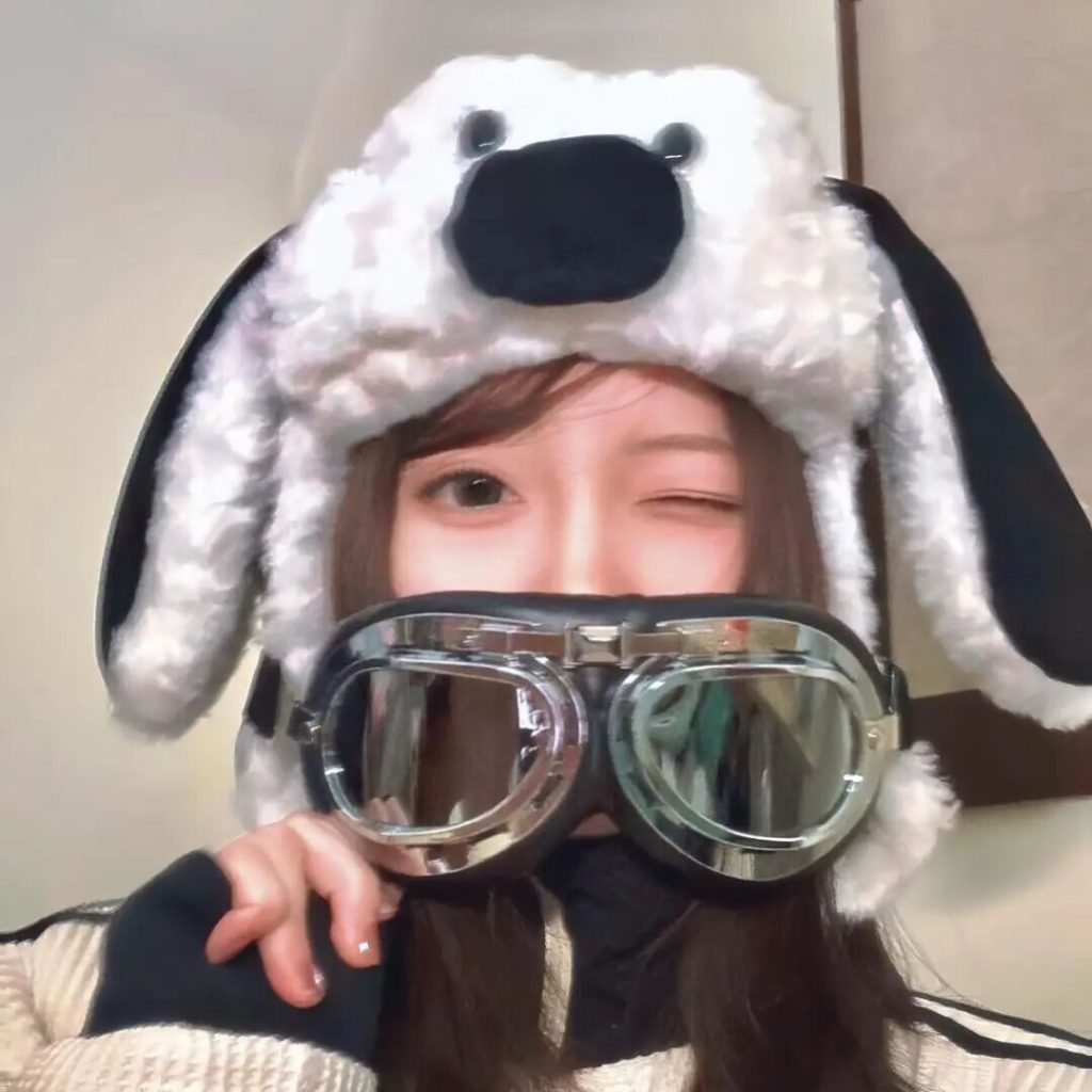 图片[29]-𝙒𝙚𝘾𝙝𝙖𝙩 | 女生头像100张【可直接保存】-优美阁