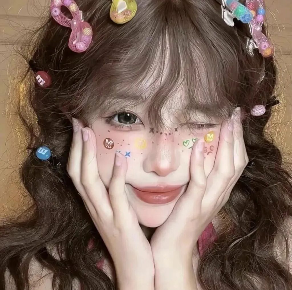 图片[10]-𝙒𝙚𝘾𝙝𝙖𝙩 | 女生头像100张【可直接保存】-优美阁