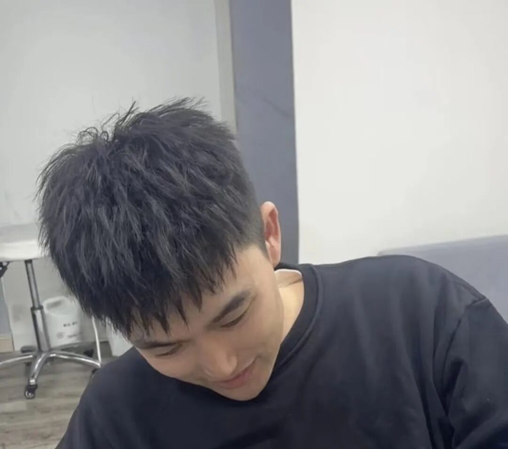 图片[6]-男生烟花烫，痞帅慵懒两不误-优美阁